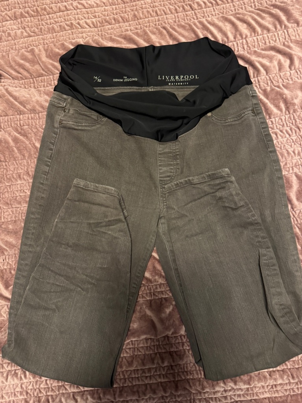 Liverpool Women's Gray Maternity Jeggings with Black Waistband